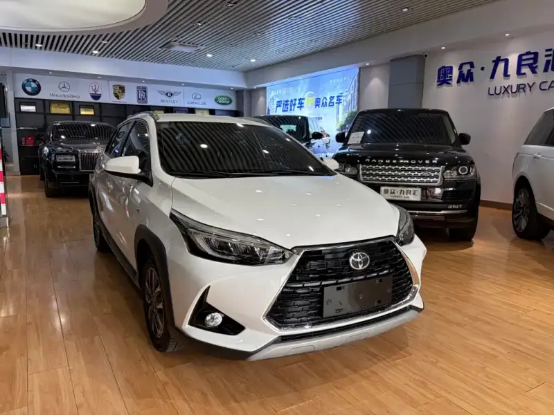 Toyota Yaris L, 2023