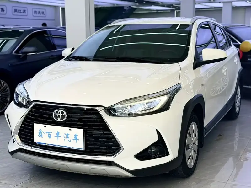 Toyota Yaris L, 2023
