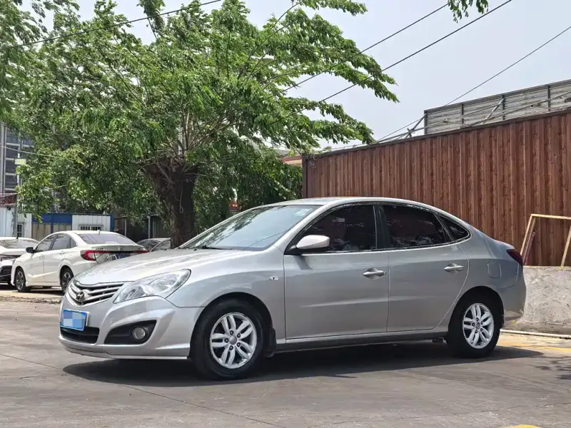 Hyundai Elantra, 2013