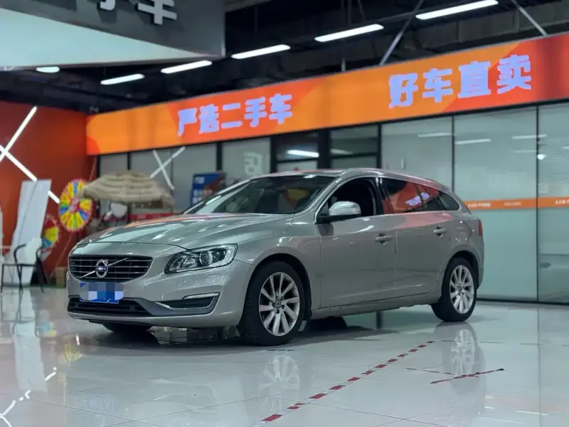 Volvo V60, 2013