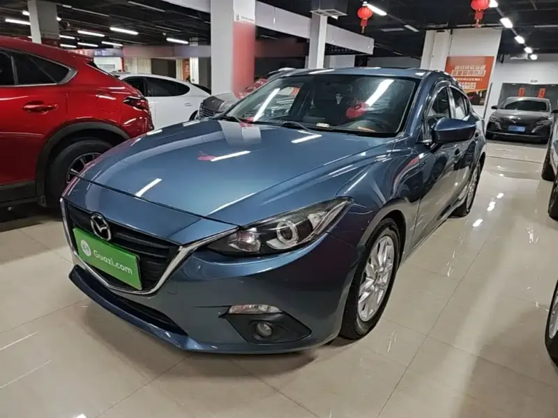 Mazda 3 Axela, 2016