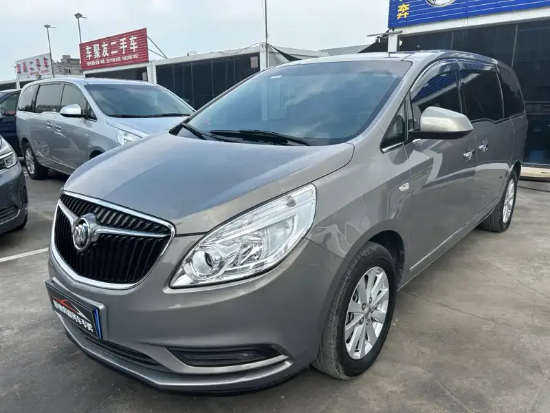 Buick GL8, 2017