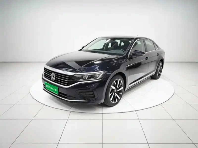 Volkswagen Passat, 2022