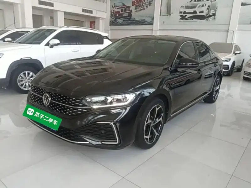 Volkswagen Passat, 2024