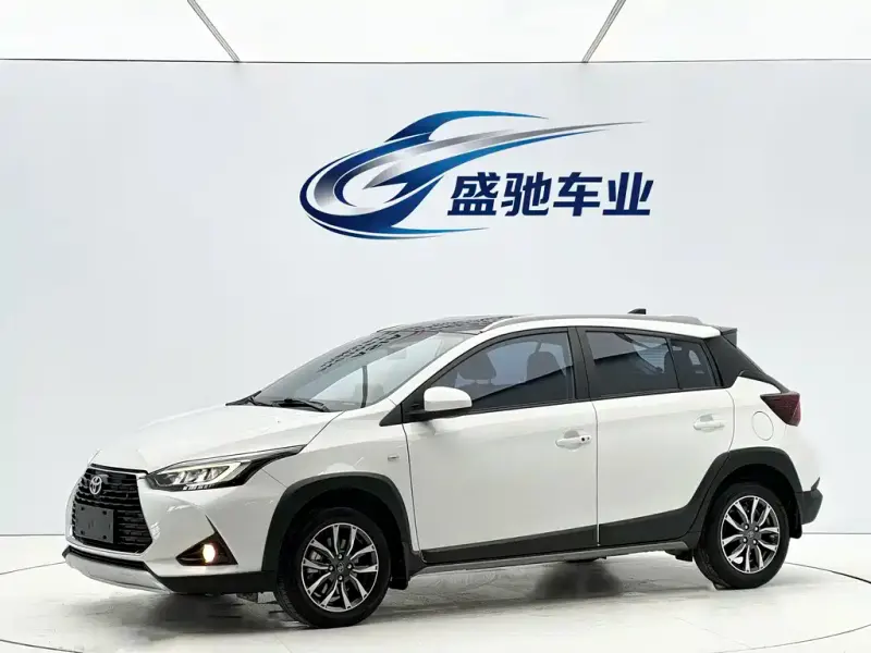 Toyota Yaris L, 2022
