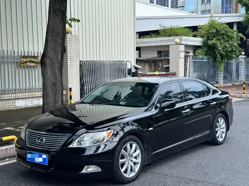 Lexus LS, 2007