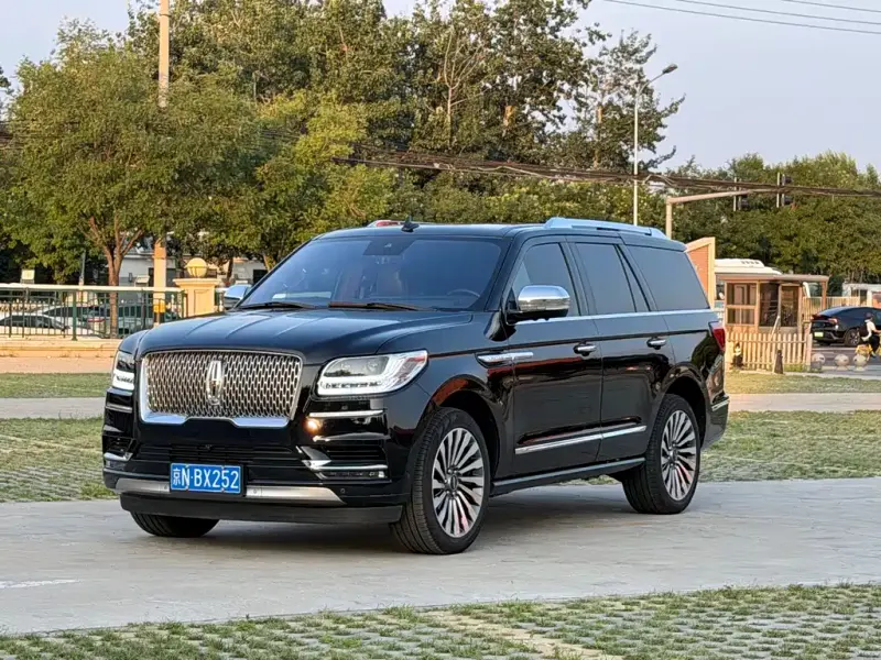 Lincoln Navigator, 2020