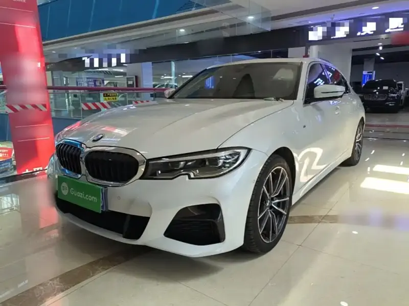 BMW 3 Series, 2022