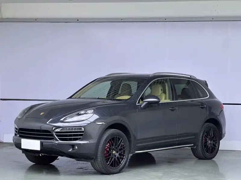 Porsche Cayenne, 2013