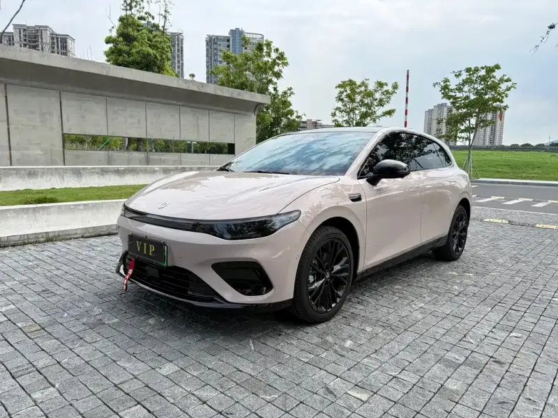 Leapmotor Lafa5, 2025