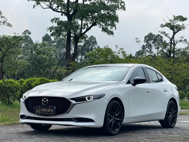 Mazda 3 Axela, 2025