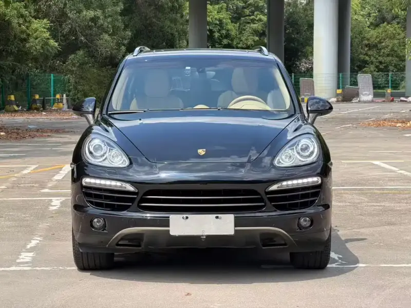 Porsche Cayenne, 2012