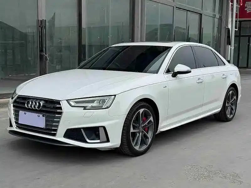 Audi A4L, 2020