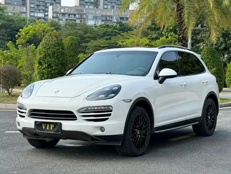 Porsche Cayenne, 2013
