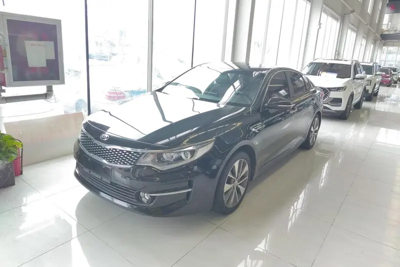 Kia K5, 2017