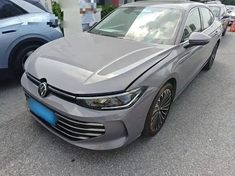 Volkswagen Passat, 2024