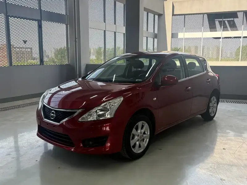 Nissan Tiida, 2015