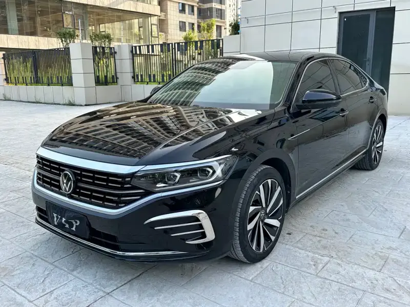 Volkswagen Passat, 2023