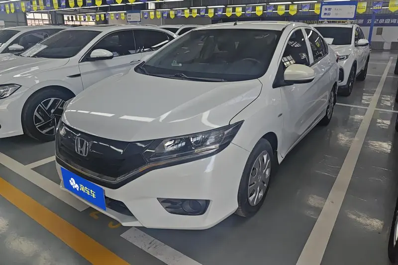 Honda Greiz 1.5L CVT Classic Edition, 2016 — фото 1