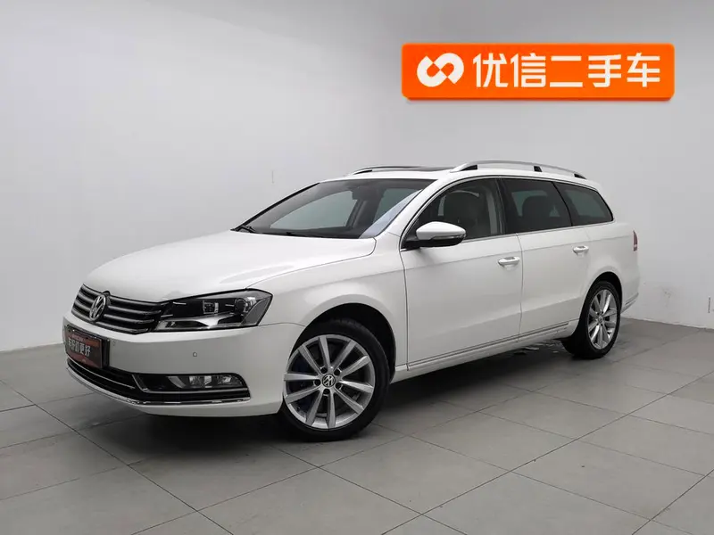 Volkswagen Magotan (Import) Wagon Edition 2.0TSI Comfort Version, 2012 — фото 1