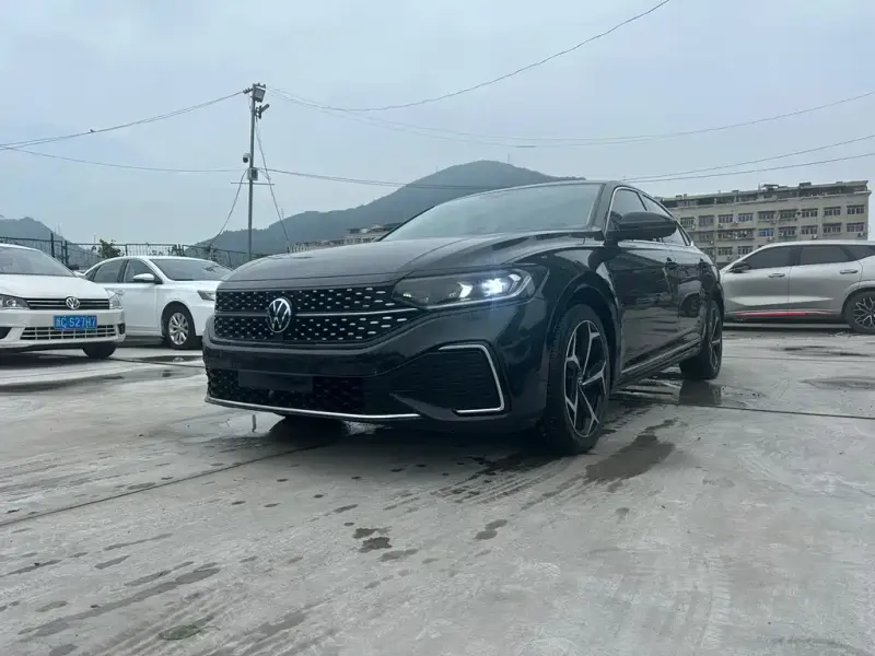 Volkswagen Passat, 2023