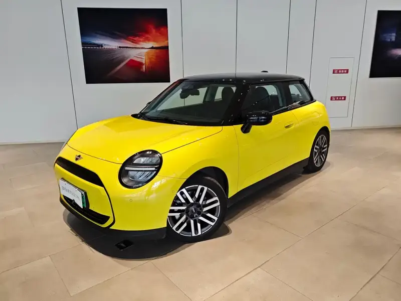 MINI COOPER EV, 2025