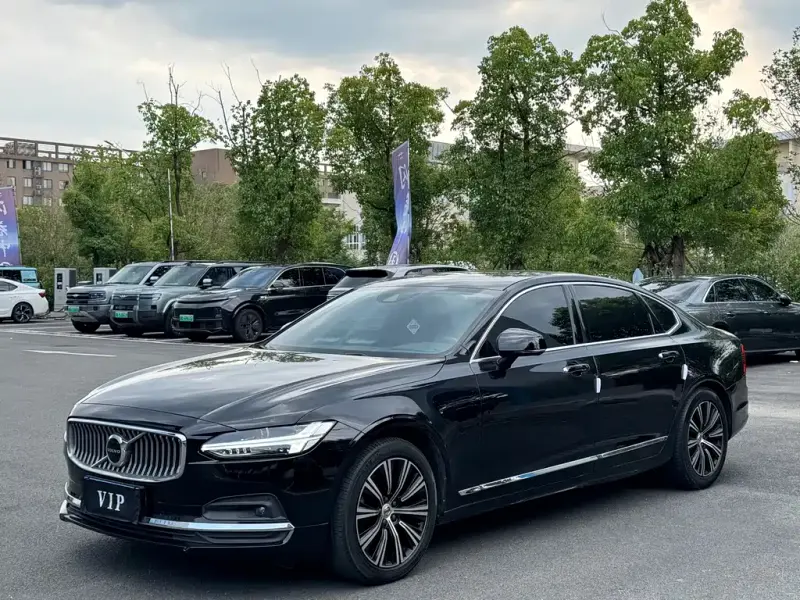 Volvo S90, 2020