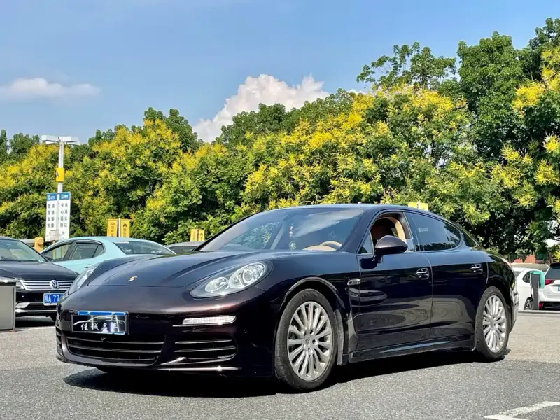 Porsche Panamera, 2014