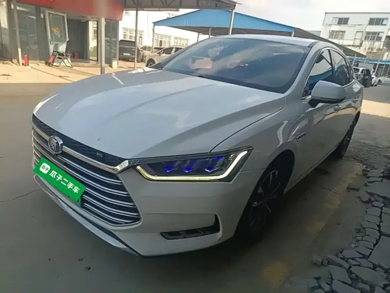 BYD Qin Pro NEV BYD Qin Pro PHEV/EV 2019 DM Super Edition 1.5TI Auto Connected Dynamic Dazzle Type China VI, 2019 — фото 1
