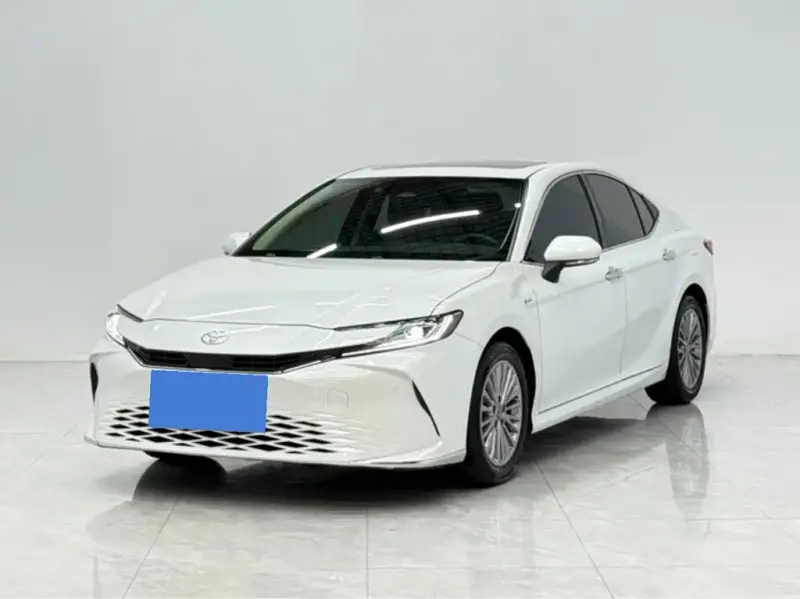 Toyota Camry Toyota Camry 2024 Hybrid 2.0HGVP Luxury Edition, 2025 — фото 1