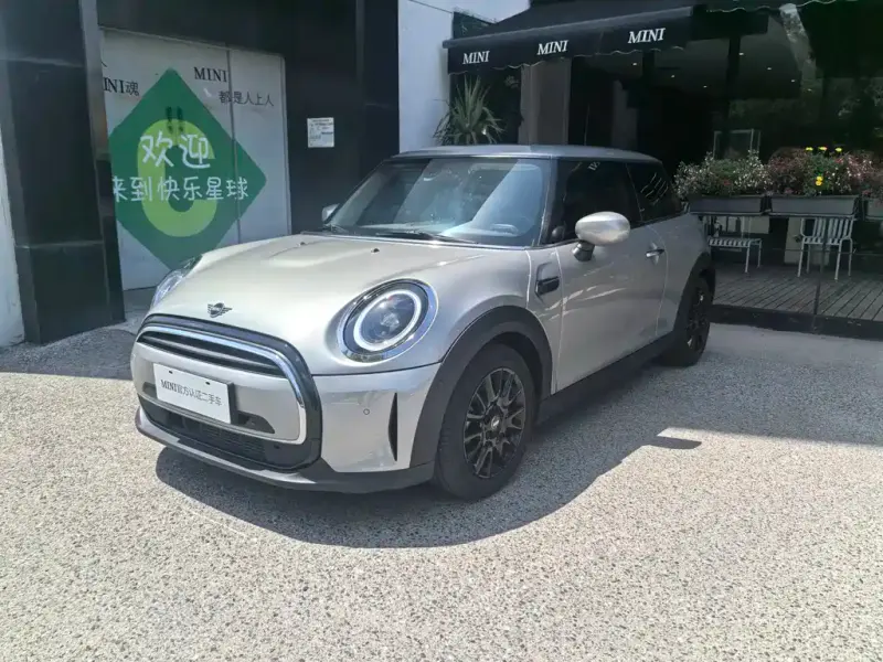 MINI Mini, 2024