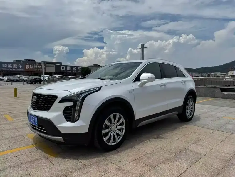 Cadillac XT4, 2022
