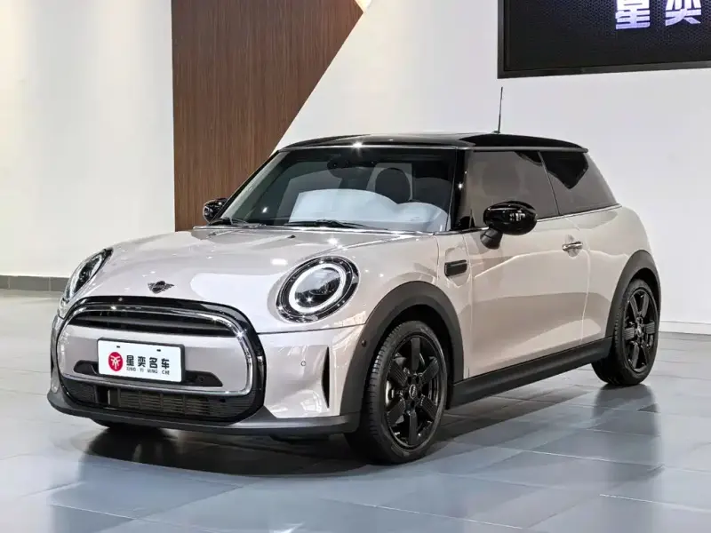 MINI Mini, 2024