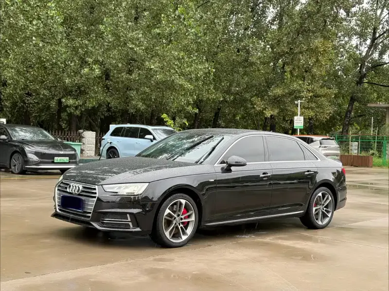 Audi A4L, 2018