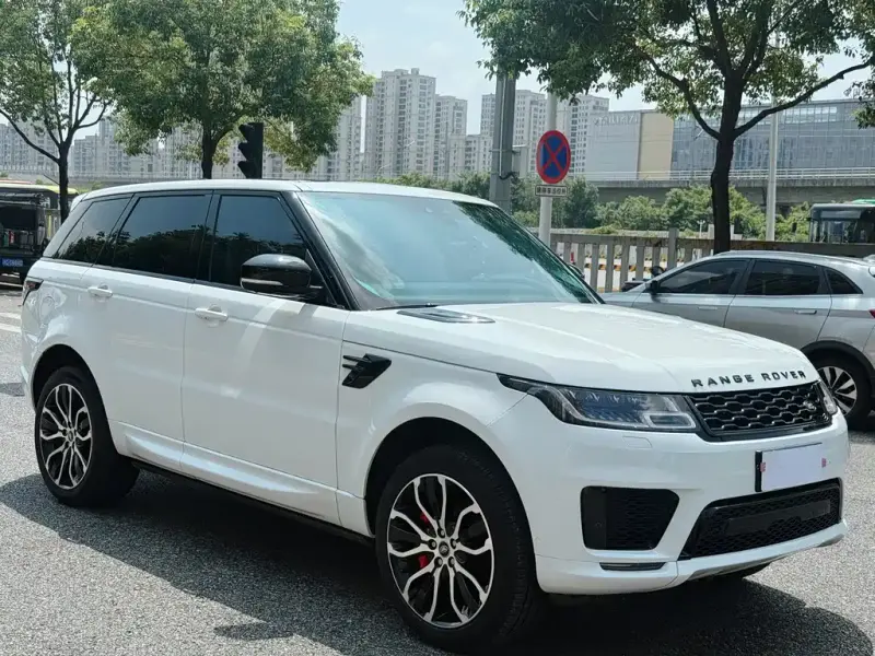 Land Rover Sport, 2021
