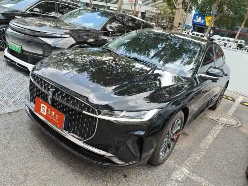 Lincoln Z, 2025