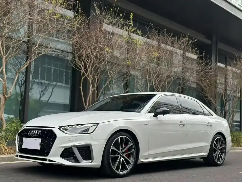 Audi A4L, 2022