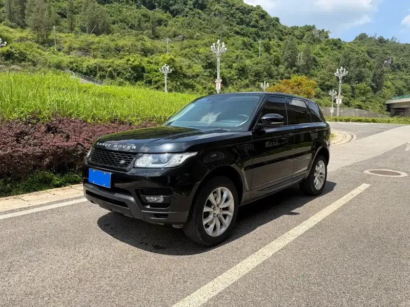Land Rover Sport, 2015