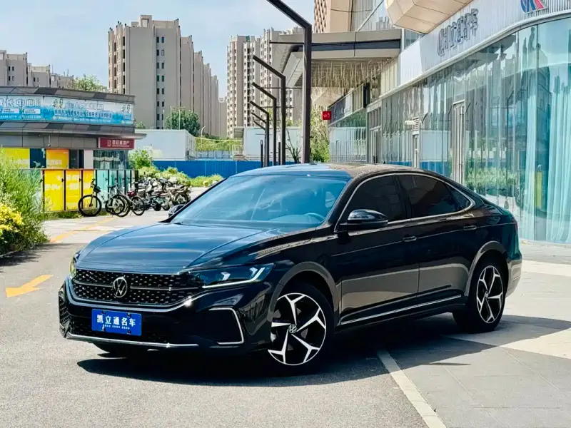 Volkswagen Passat, 2024