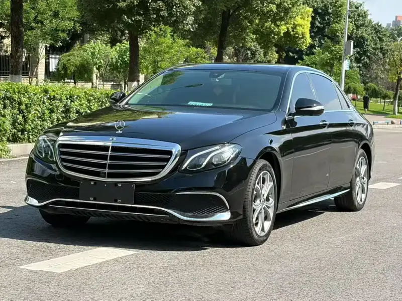 Mercedes-Benz E-Class Mercedes-Benz E-Class 2020 E 300 L Sport Fashion Type, 2020 — фото 1