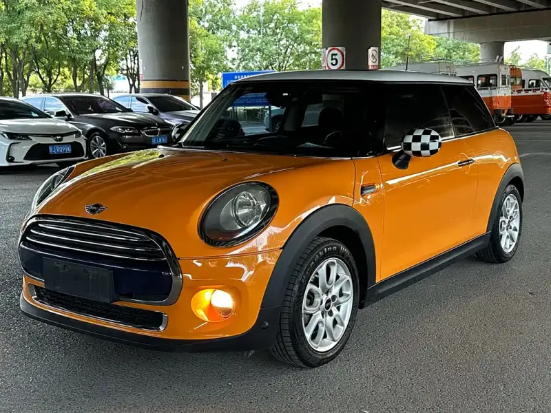 MINI Mini, 2015