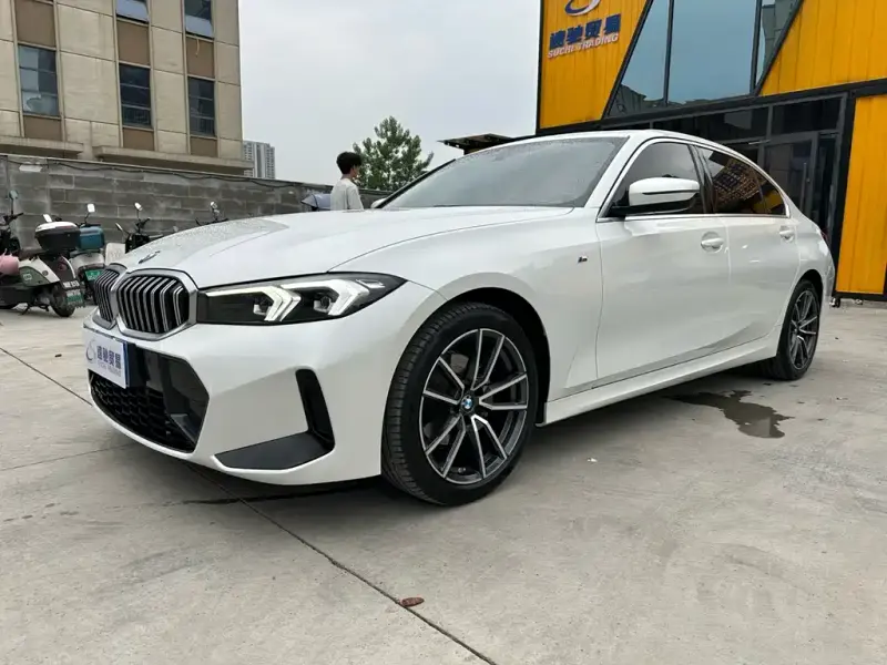 BMW 3 Series, 2023