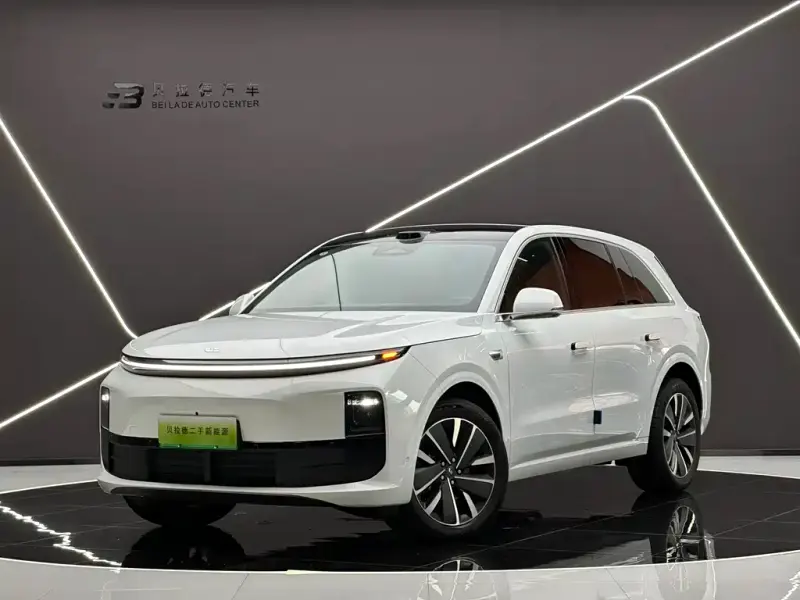 Li Auto Li L6, 2025