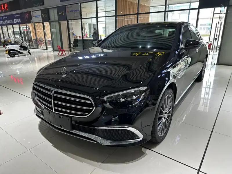 Mercedes-Benz E-Class, 2022