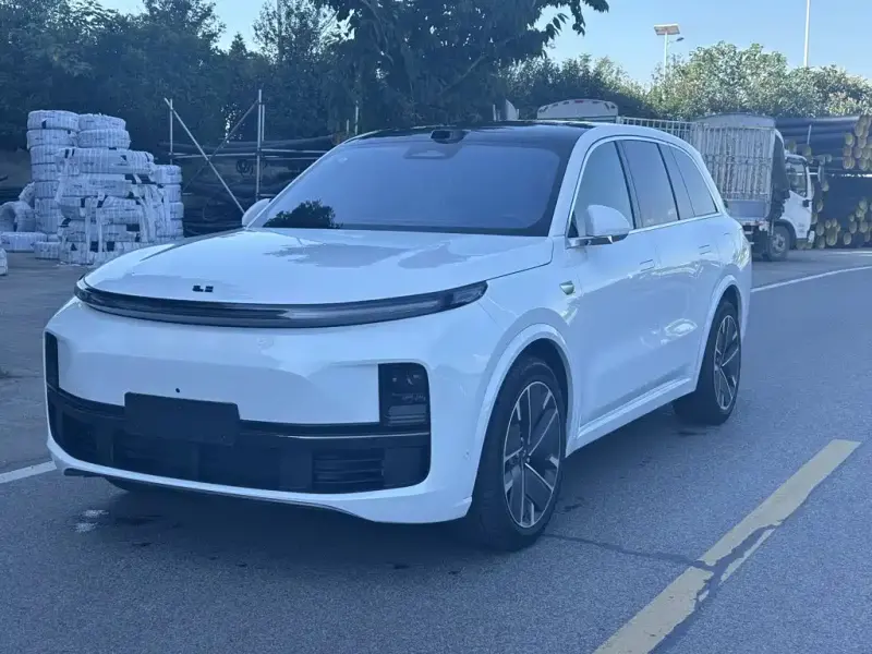 Li Auto Li L8, 2025