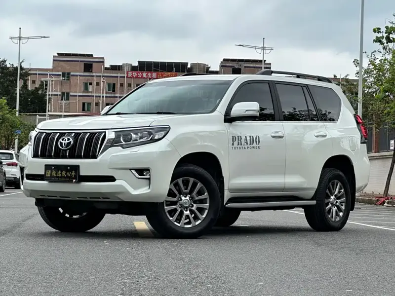 Toyota Prado, 2018 — фото 1