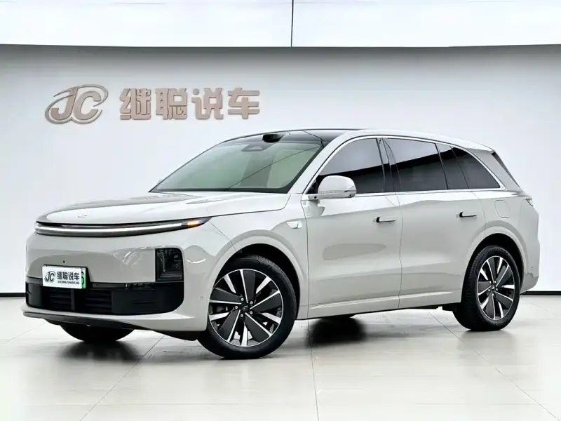 Li Auto Li L6, 2025