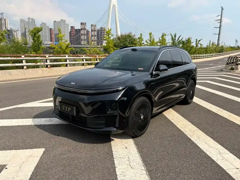 Li Auto Li L6, 2025