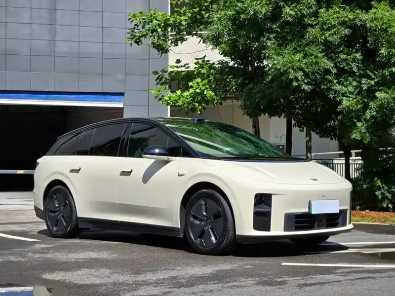 Li Auto i6, 2025