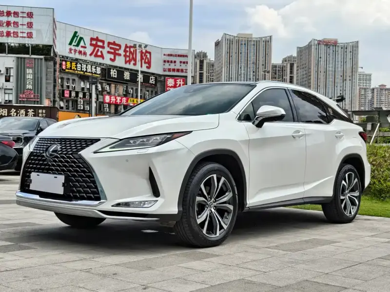 Lexus RX, 2021